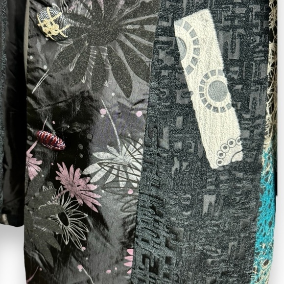 Dor Dor patchwork embroidery art to wear artsy floral button down coat. S - Picture 7 of 16